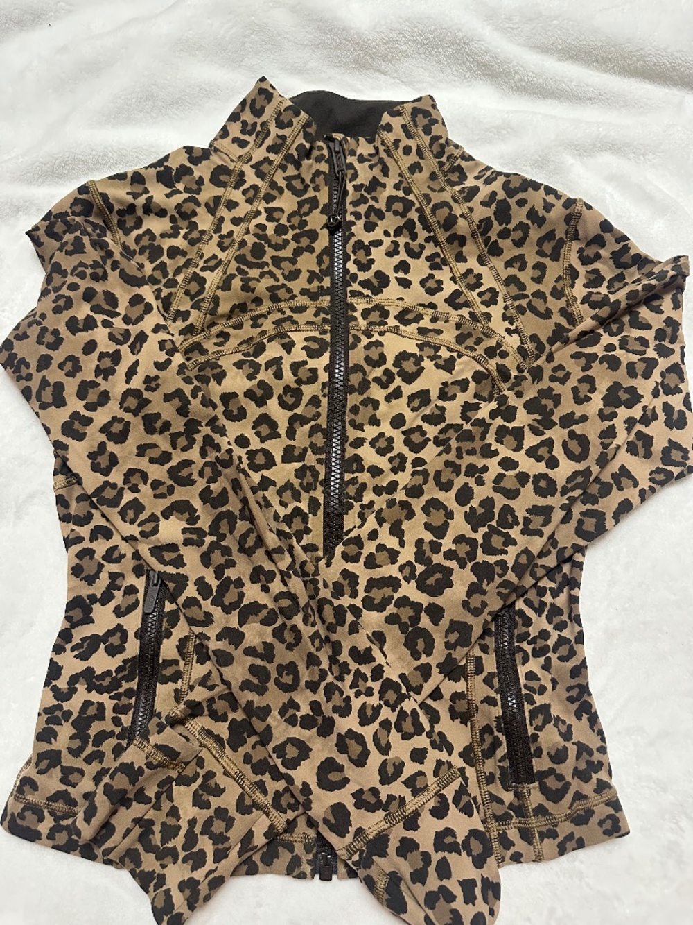 lululemon leopard define
